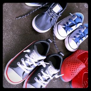 Toddler boy shoes 7T